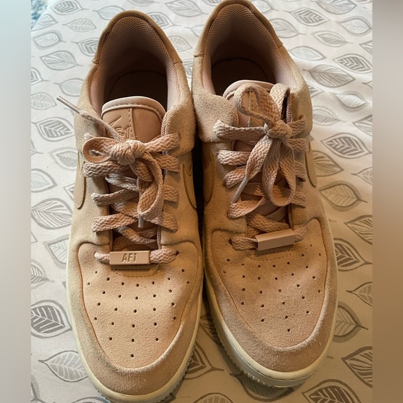 Nike Air Force 1 Sage Low women’s Particle Beige shoes size 7.5 - Picture 1 of 5